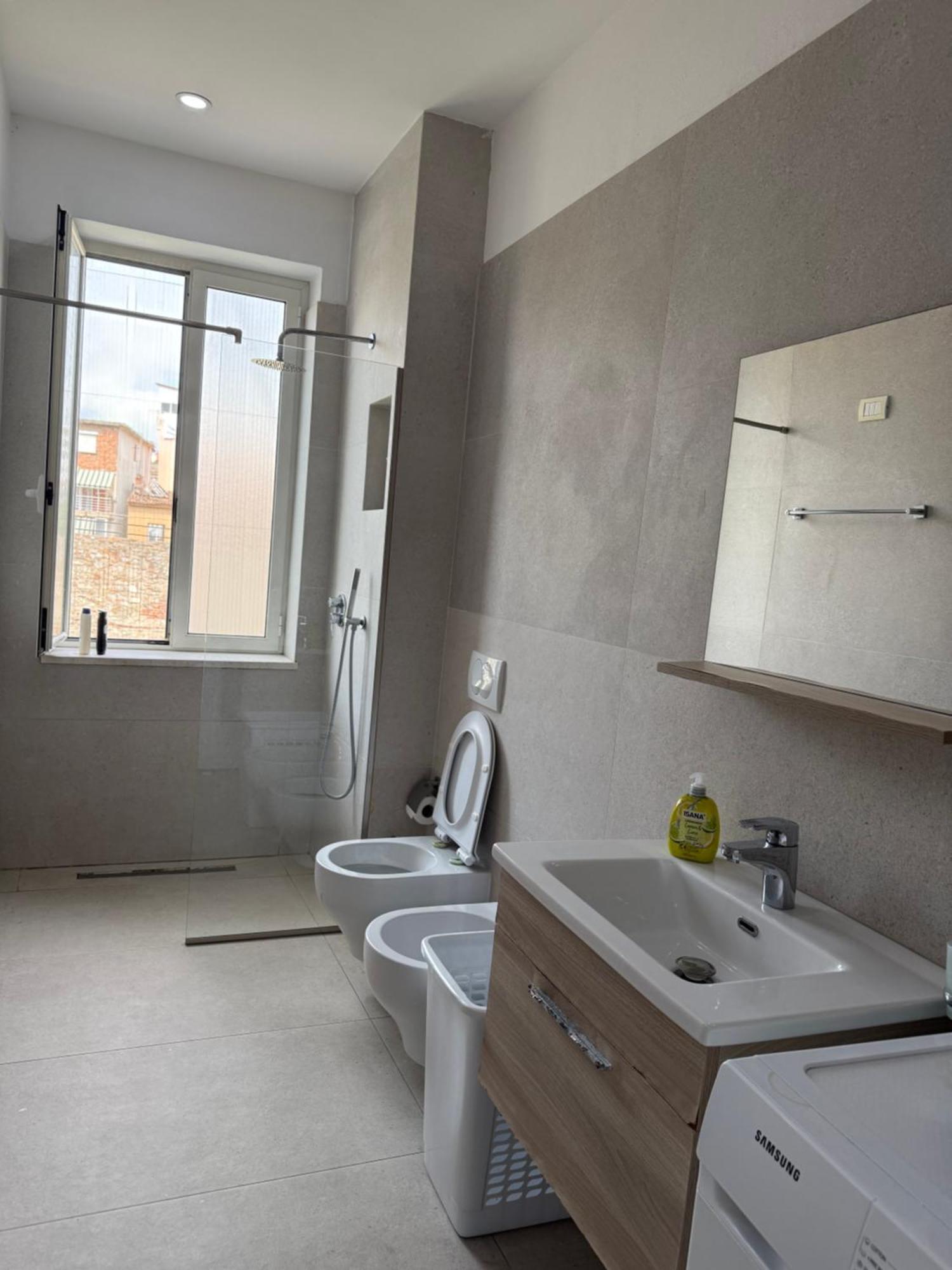 Lukas Apartament Vollga Durres Exterior photo